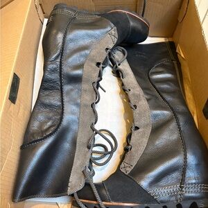 Sorel Black and Gray Wedge Boots